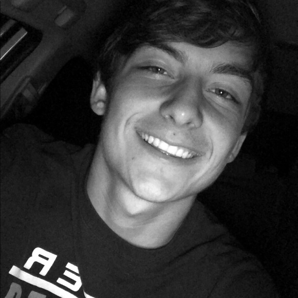 Meet your Posher, Jackson - Picture 1 of 1